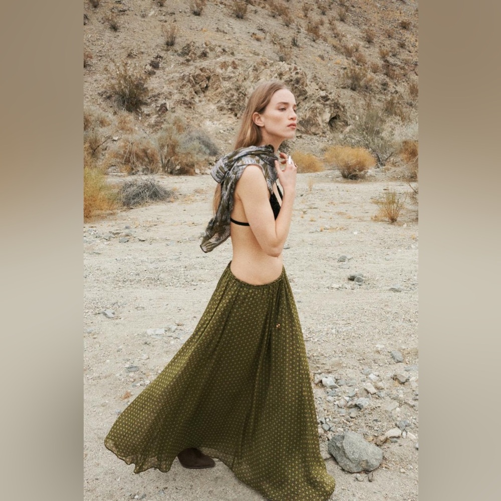 LONG PRINTED SKIRT WITH METALLIC THREAD